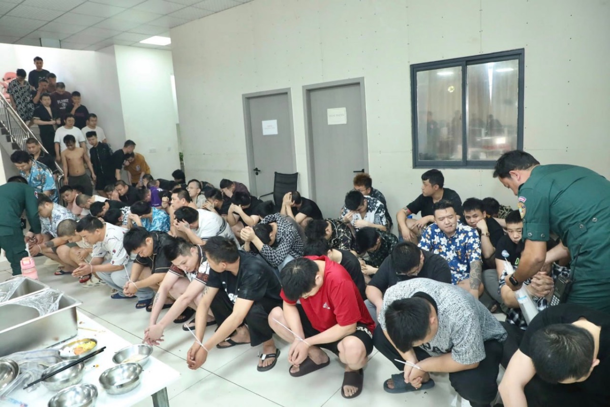 今年之最！木牌A7园区被端！超2000人被捕，其中近1800名中国人！